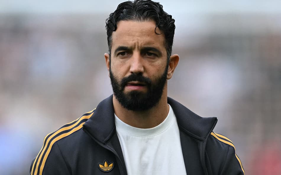 Técnico do Manchester United, Rúben Amorim em jogo contra o Fulham, pela Premier League