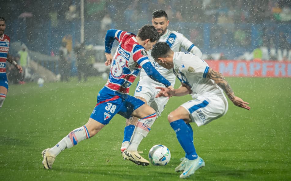 Partida entre Vélez Sarsfield e Fortaleza, pela Copa Libertadores (Foto: Mateus Lotif/Fortaleza EC)