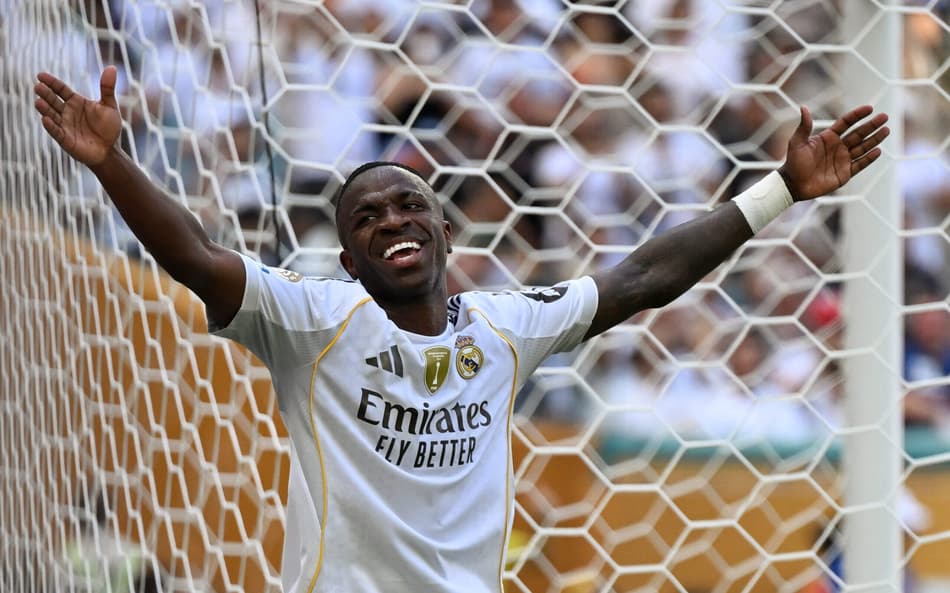 Vini Jr reage durante empate entre Real Madrid e Al-Hilal, pelo Mundial de Clubes