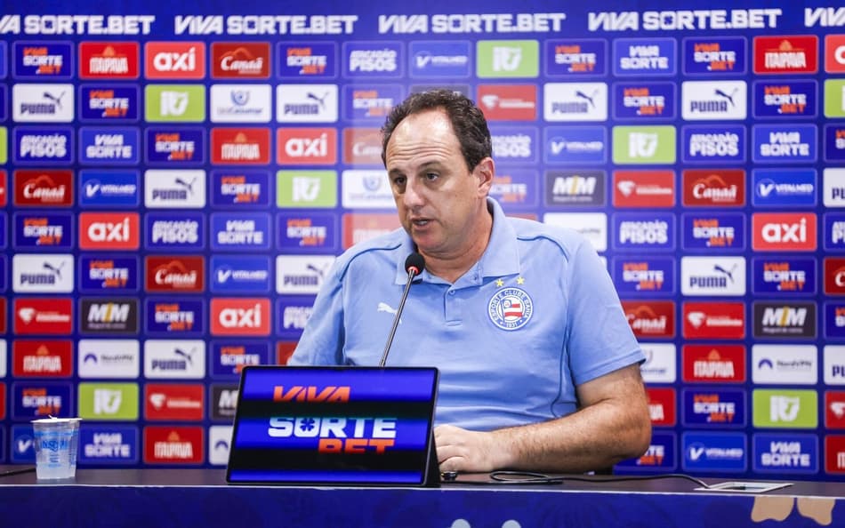 Rogério Ceni em entrevista coletiva após partida contra o Juventude (Foto: Rafael Rodrigues / EC Bahia)