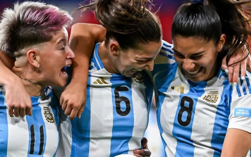 Argentina vence Uruguai e fica em terceiro na Copa América Feminina. (Foto: Conmebol/Divulgação)