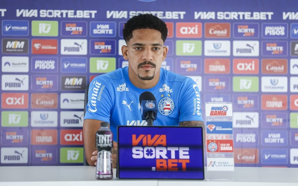 Gilberto em entrevista coletiva pelo Bahia (Foto: Rafael Rodrigues/ E.C Bahia)