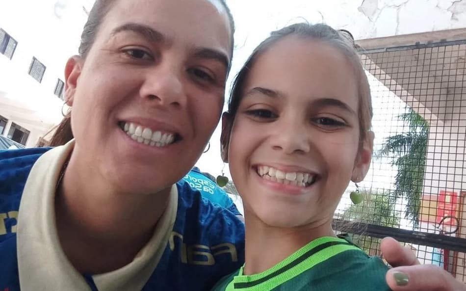 Camilla Orlando e Raphaele, torcedora mirim do Palmeiras. (Foto: Reprodução/redes sociais)