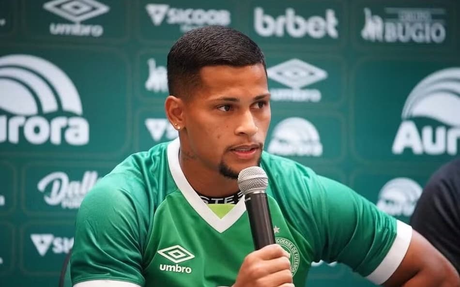São Paulo acerta negociação com Maílton e terá reforço na lateral-direita