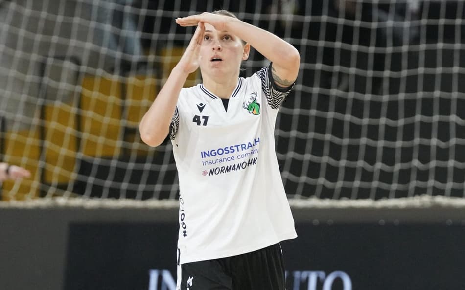 Uma das artilheiras do time russo Normanochka na Copa Mundo do Futsal Feminina (Divulgação)