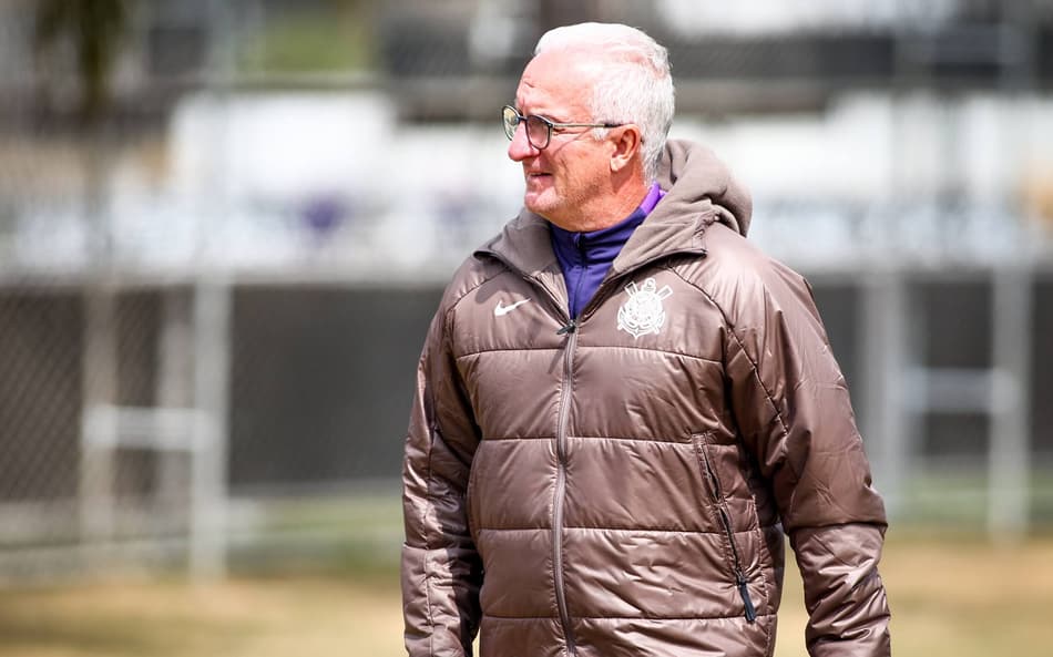 Dorival Jr tem dúvidas no time do Corinthians (Foto: Rodrigo Gazzanel / Agência Corinthians)