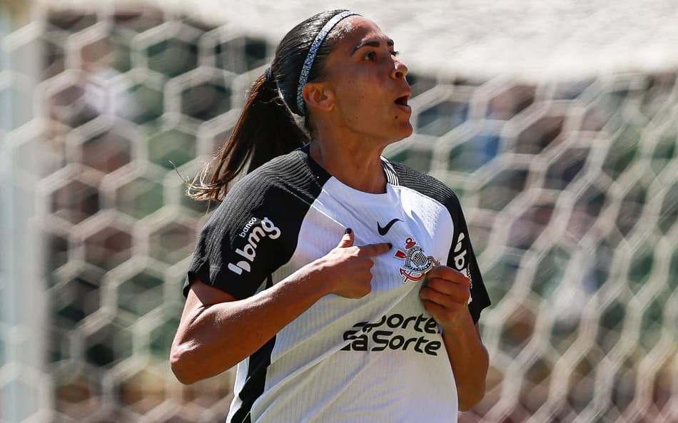 Andressa Alves comemora gol do Corinthians, contra o São Paulo, pela semifinal do Brasileirão Feminino. ( (Foto: Rebeca Reis / Staff Images Woman / CBF)