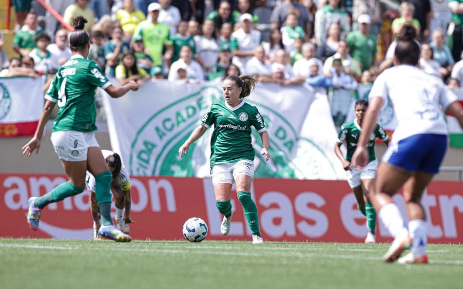 Andressinha, do Palmeiras, em jogo contra o Cruzeiro na Arena Barueri. (Foto: Cris Mattos/ Staff Images Woman/ CBF)