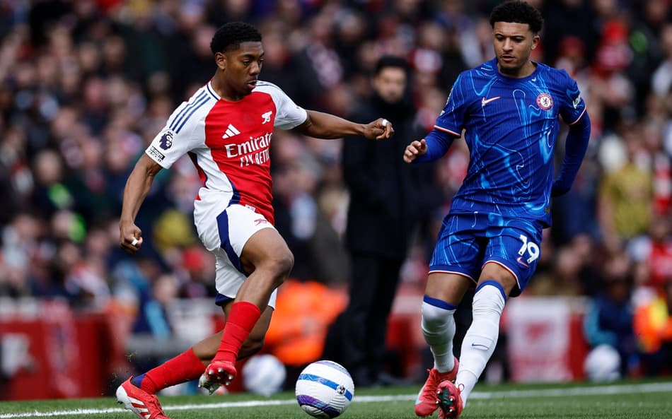 Arsenal e Chelsea se enfrentam pela Premier League