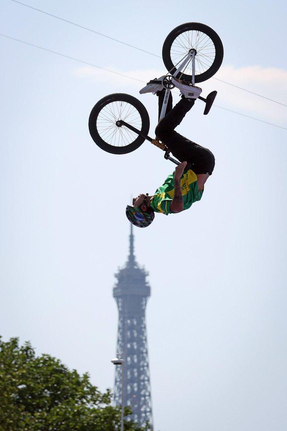 Lance!