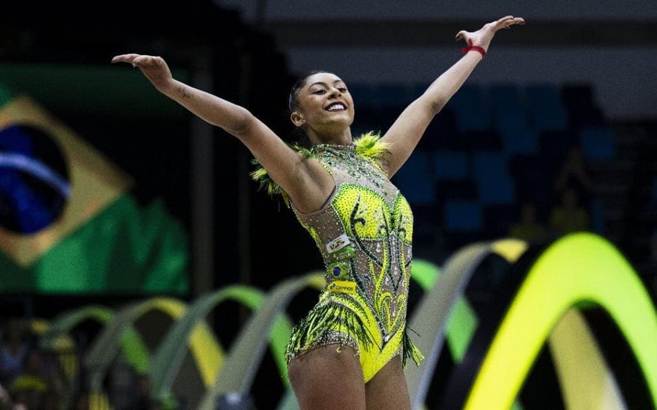 Barbara Domingos com no Mundial de Ginástica Rítmica (Foto: Ivan Carvalho / CBG)