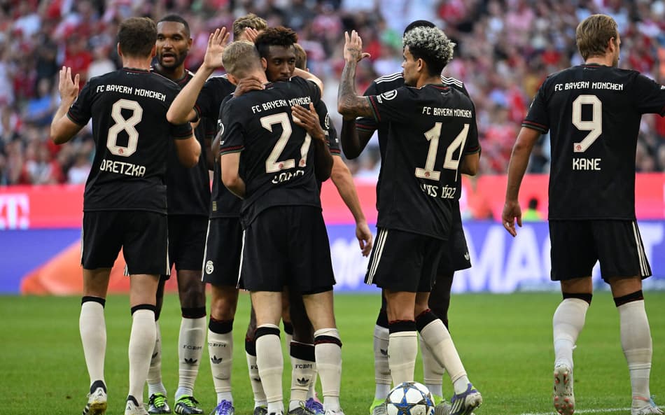 Bayern x Tottenham - Telekom Cup