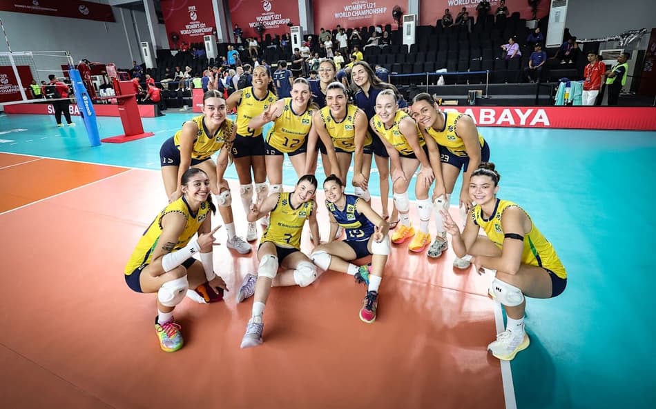 Brasil e Tailândia no Mundial Sub-21 de Vôlei feminino (Foto: Volleyball World)