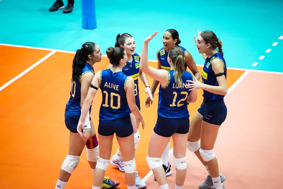 Brasil vence Chile no Mundial de vôlei Sub-21; veja fotos