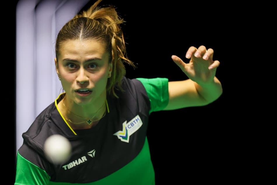 Bruna Takahashi em ação no WTT Star Contender de Foz do Iguaçu (Foto: Abelardo Mendes Jr/ CalderanoTM)