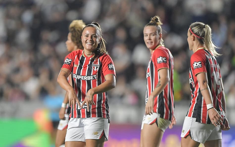 Camilinha abriu o placar no jogo São Paulo e Vasco, pela Copa do Brasil Feminina. (Foto: Staff Images/CBF)