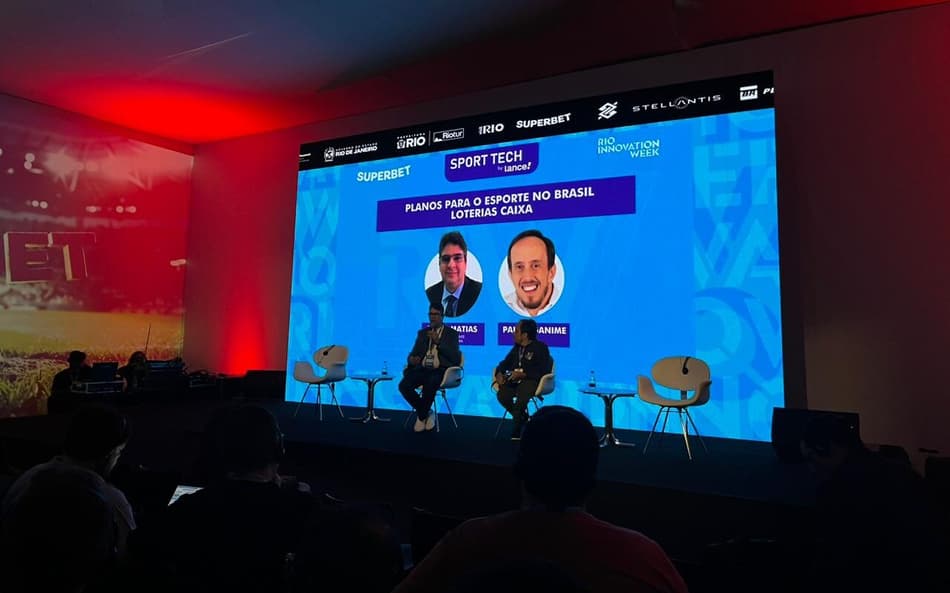 Denis Matias e Paulo Ganime durante painel no Rio Innovation Week