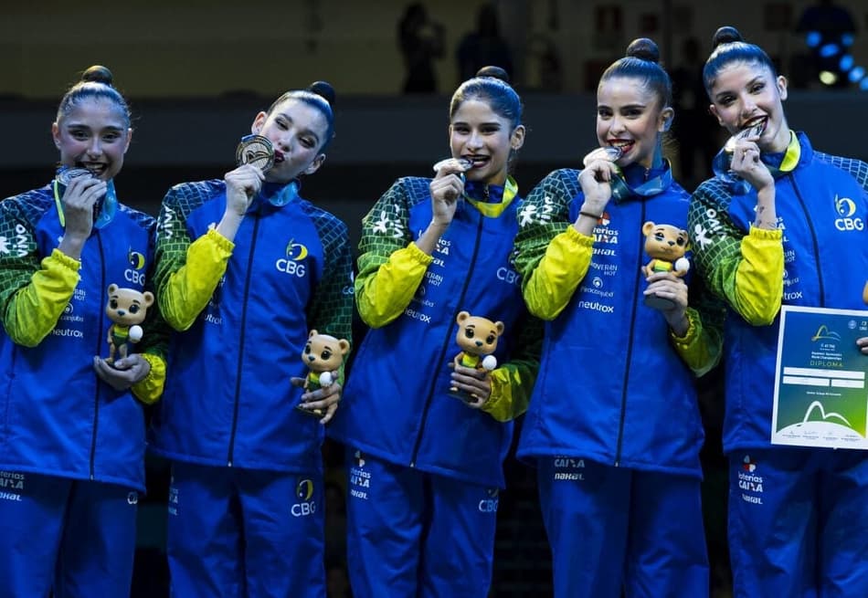 Conjunto do BrasiAl ganha medlha de prata no Mundial de Ginástica Rítmica (Foto: Ivan Carvalho / CBG)
