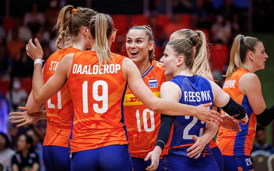 Holanda vence no 5° set e elimina bicampeã Mundial de vôlei