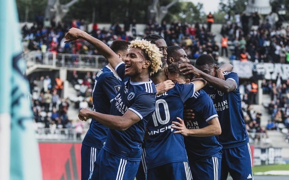 jogadores elenco Paris FC