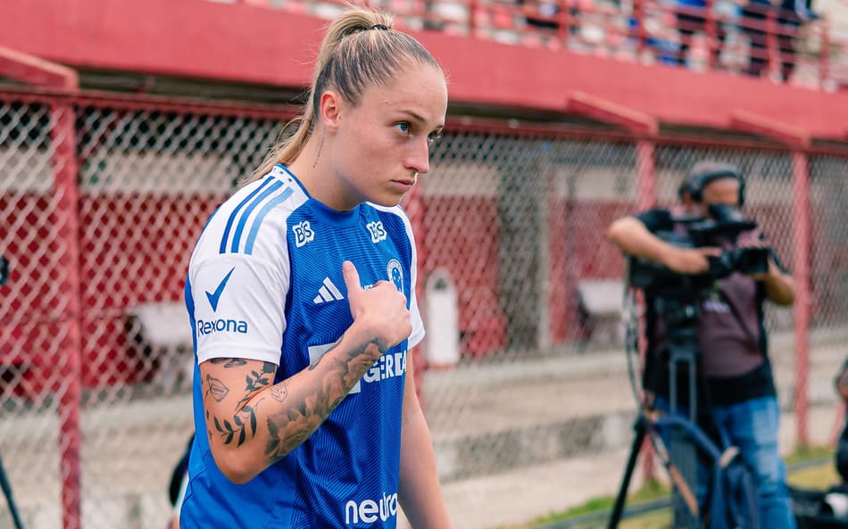 Isa Haas começou como titular em Cruzeiro x Corinthians, pela Copa do Brasil Feminina. (Foto: CBF/Divulgação)