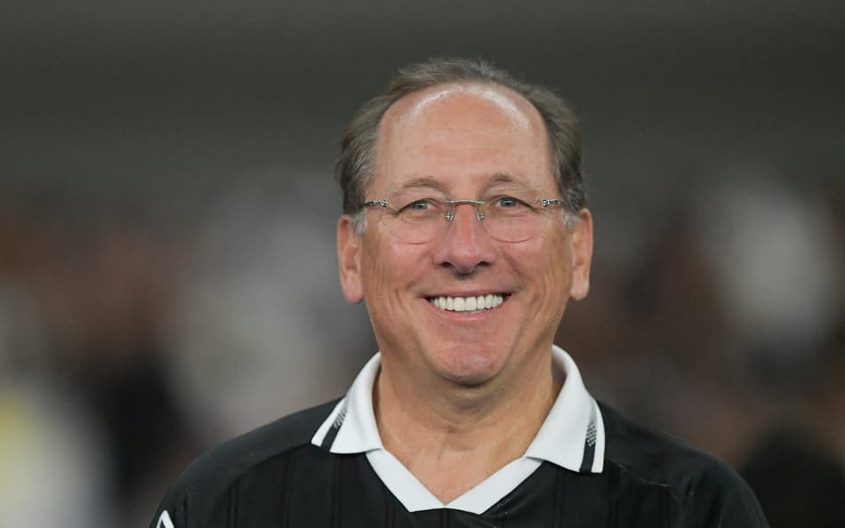 John Textor tenta comprar o Botafogo por nova empresa no Caribe (Foto: Thiago Ribeiro/AGIF)