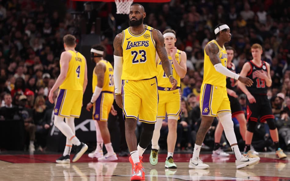 Los Angeles Lakers v Chicago Bulls