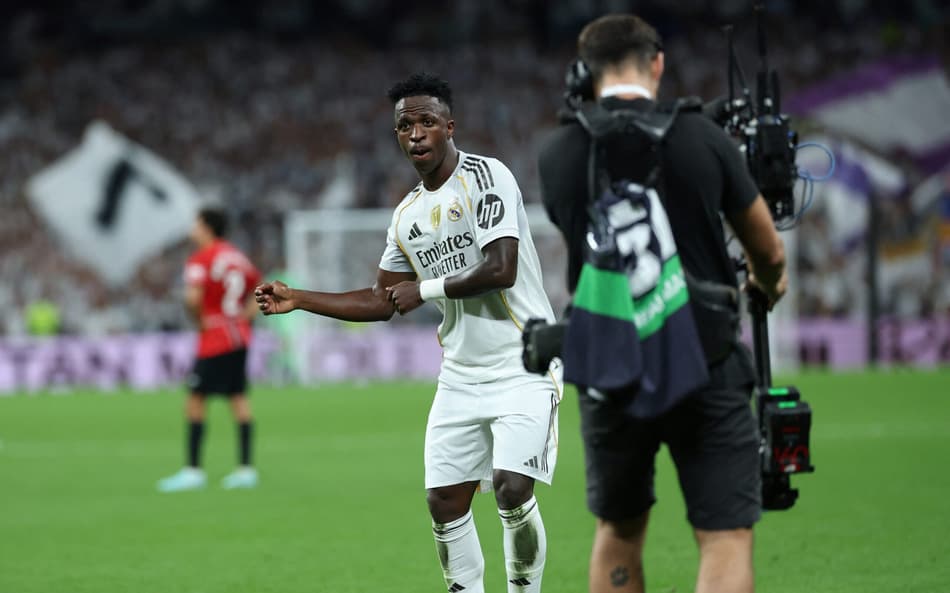 Vini Jr explica novidade apresentada em gol pelo Real Madrid