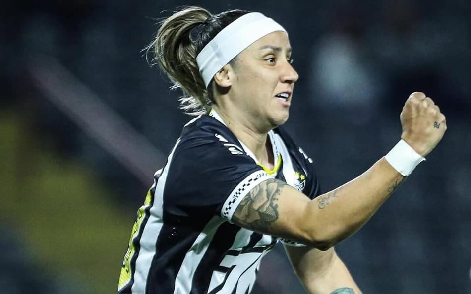 Pardal comemora gol no clássico entre Palmeiras e Santos pelo Brasileirão Feminino. (Foto: Reinaldo Campos/Santos FC)