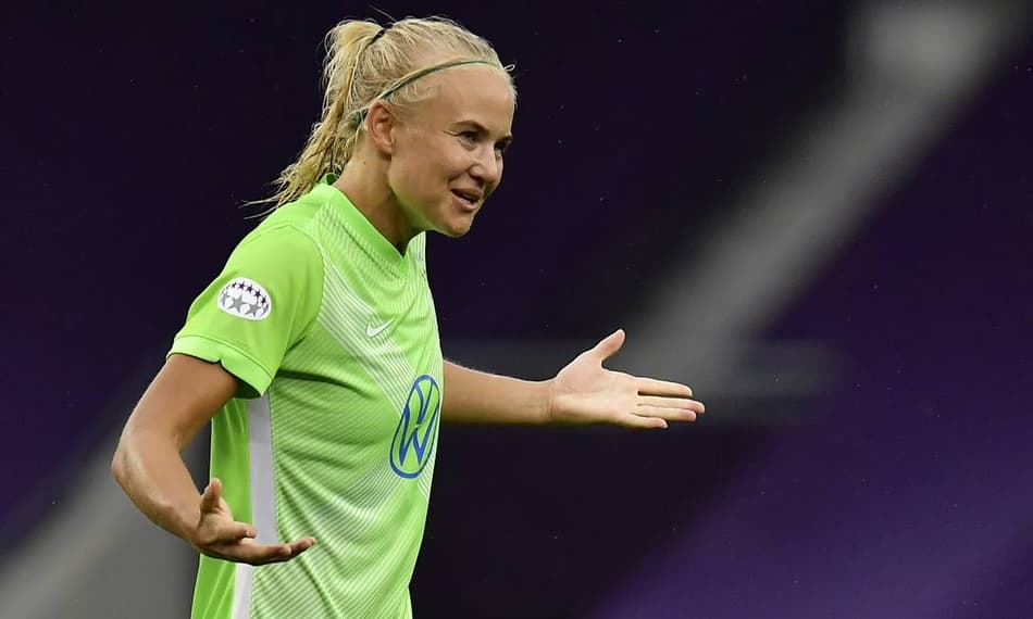 Pernille Harder - Dinamarca