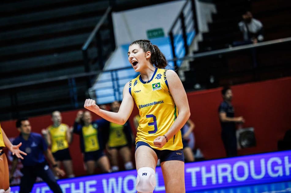 Brasil vence Argentina pelas quartas de final do Mundial de vôlei Sub-21; veja imagens