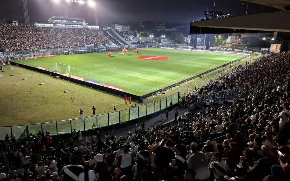 São Januário recebe Vasco x CSA pela Copa do Brasil (Foto: Marcio Dolzan / Lance!)