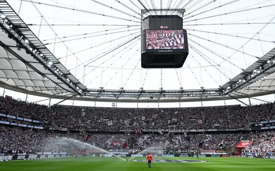 FBL-GER-BUNDESLIGA-FRANKFURT-COLOGNE