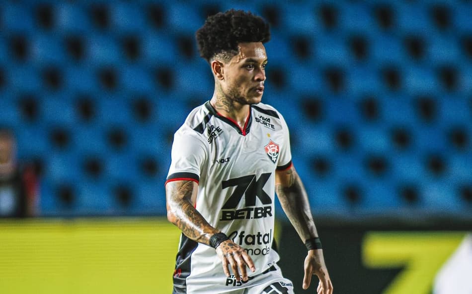 Matheuzinho em ação pelo Vitória na Copa do Brasil Foto: Victor Ferreira / EC Vitória