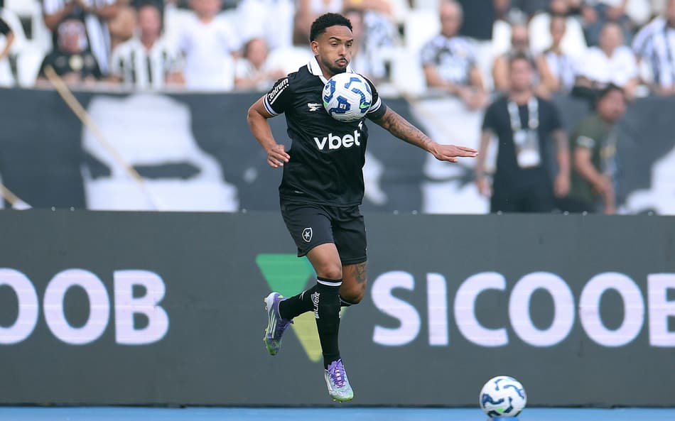 Vitinho, do Botafogo, foi convocado para a Seleção (Foto: Vítor Silva/Botafogo)