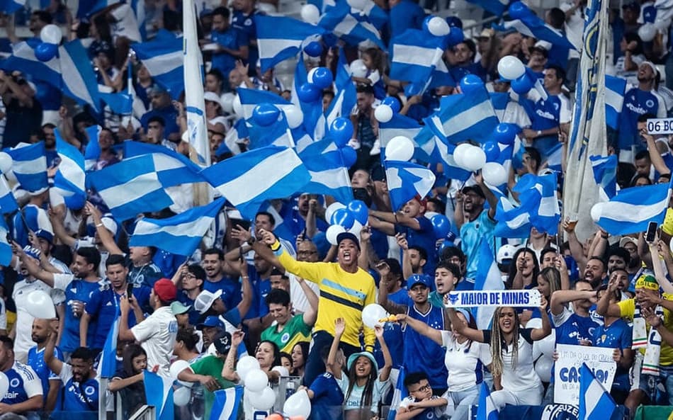 Torcida do Cruzeiro no Mineirão (Foto: Gustavo Aleixo/Cruzeiro)
