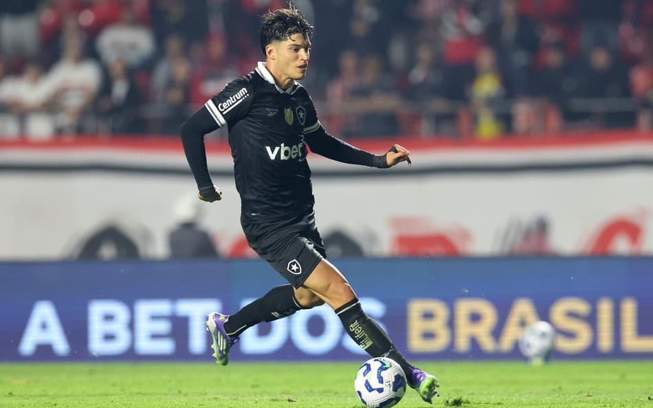 Joaquín Correa em ação pelo Botafogo na derrota para o São Paulo (Foto: Vítor Silva/Botafogo)