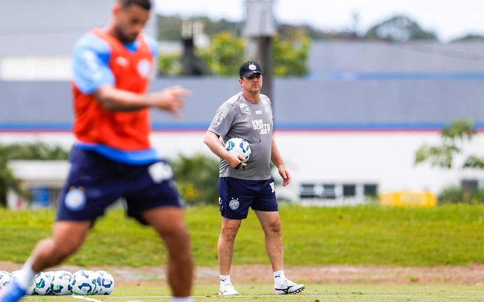 Rogério Ceni, em treino do Bahia no CT Evaristo de Macedo (Foto: Rafael Rodrigues / EC Bahia)