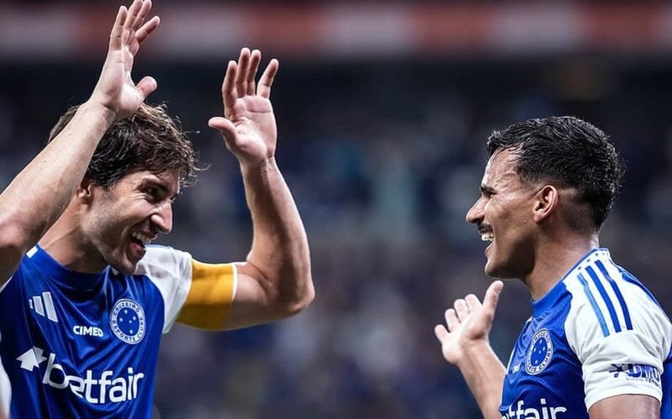 Lucas Silva e Kaiki fizeram os gols do Cruzeiro contra o Bragantino (Foto: Gustavo Aleixo/Cruzeiro)