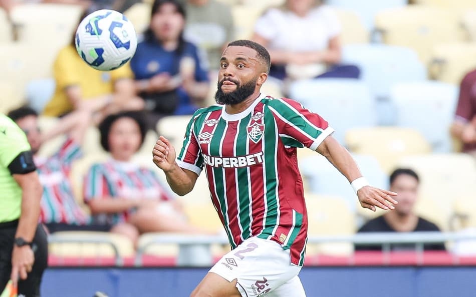Samuel Xavier em ação em Fluminense x Botafogo (FOTO: MARINA GARCIA / FLUMINENSE F.C.)