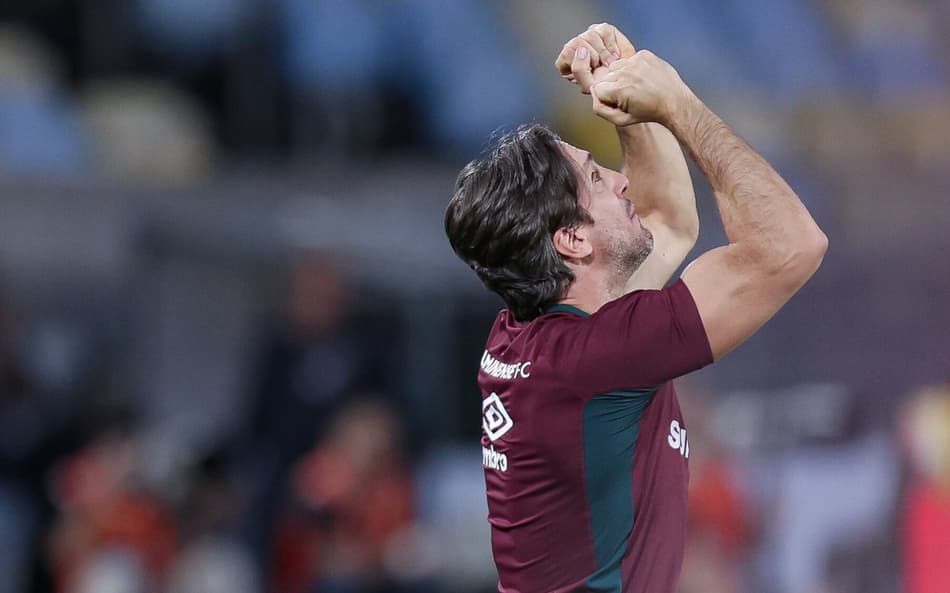 Zubeldía na estreia em Fluminense x Botafogo (Foto: Marina Garcia/ Fluminense FC)