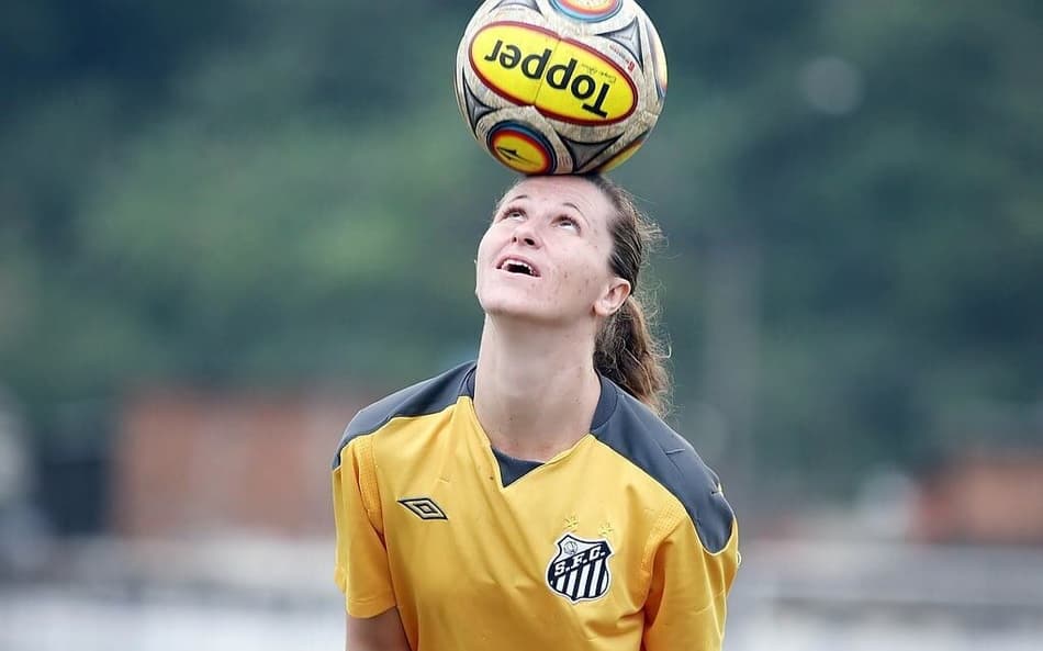 Suzana Agostini marcou 78 gols com a camisa do Santos (Foto: Pedro Ernesto Guerra Azevedo/ Santos FC)