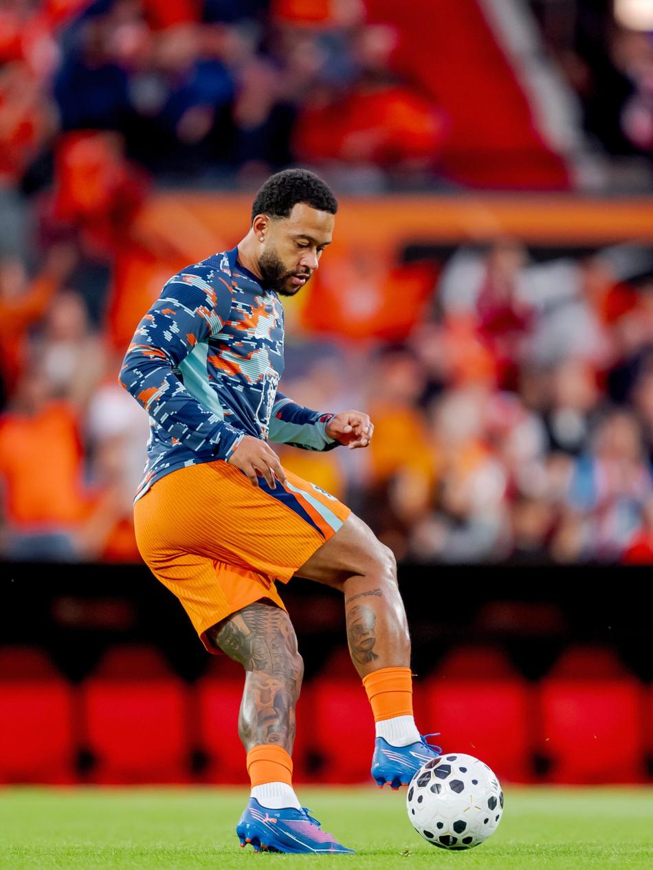 ACOMPANHE: com Memphis titular, Holanda encara a Polônia pelas Eliminatórias