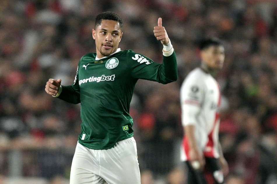 Vitor Roque - Palmeiras x River