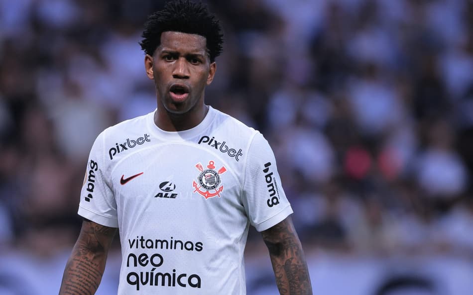 Gil disputou mais de 400 jogos pelo Corinthians (Foto: Ettore Chiereguini/AGIF)