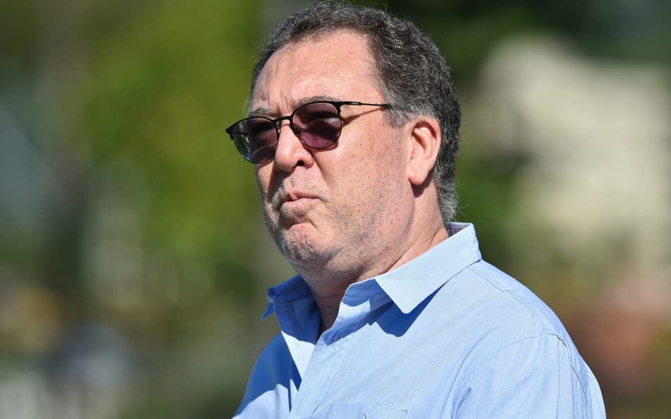 Marcelo Teixeira acompanha a delegação do Santos em Bragança Paulista. (Foto: Jota Erre/AGIF)