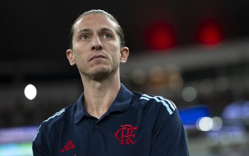 Filipe Luis, técnico do Flamengo, durante partida contra o Botafogo-PB no Maracanã pela Copa Do Brasil 2025 (Foto: Jorge Rodrigues/AGIF)
