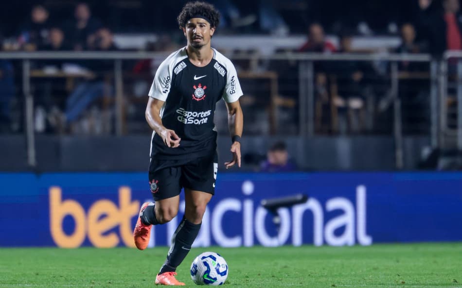 André Ramalho marcou gol do Corinthians