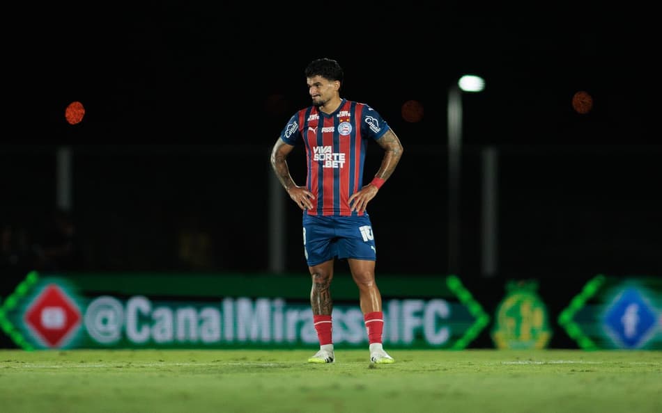 Cauly lamenta derrota do Bahia contra o Mirassol (Foto: Vinicius Silva/AGIF)