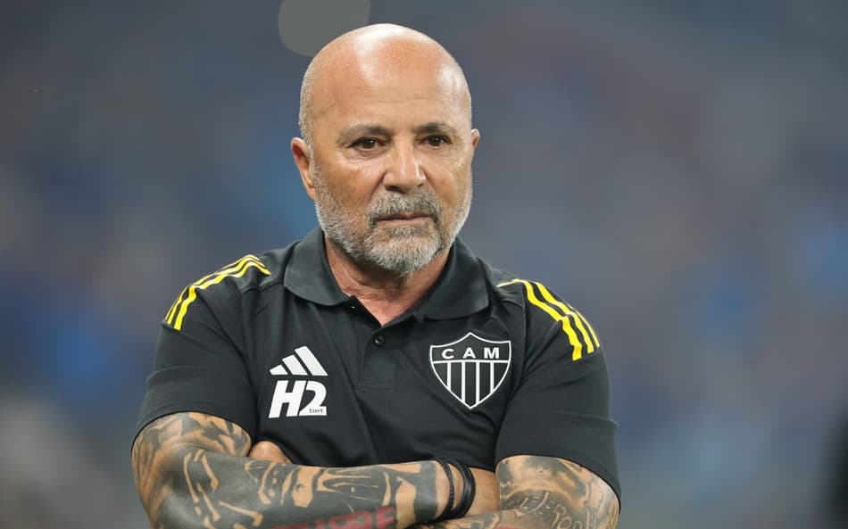 Jorge Sampaoli assinou com o Atlético-MG até o fim de 2027. (Foto: Gilson Lobo/AGIF)